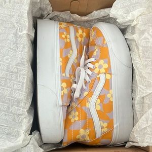 VANS Sk8-Hi Tapered Stackform Shoes